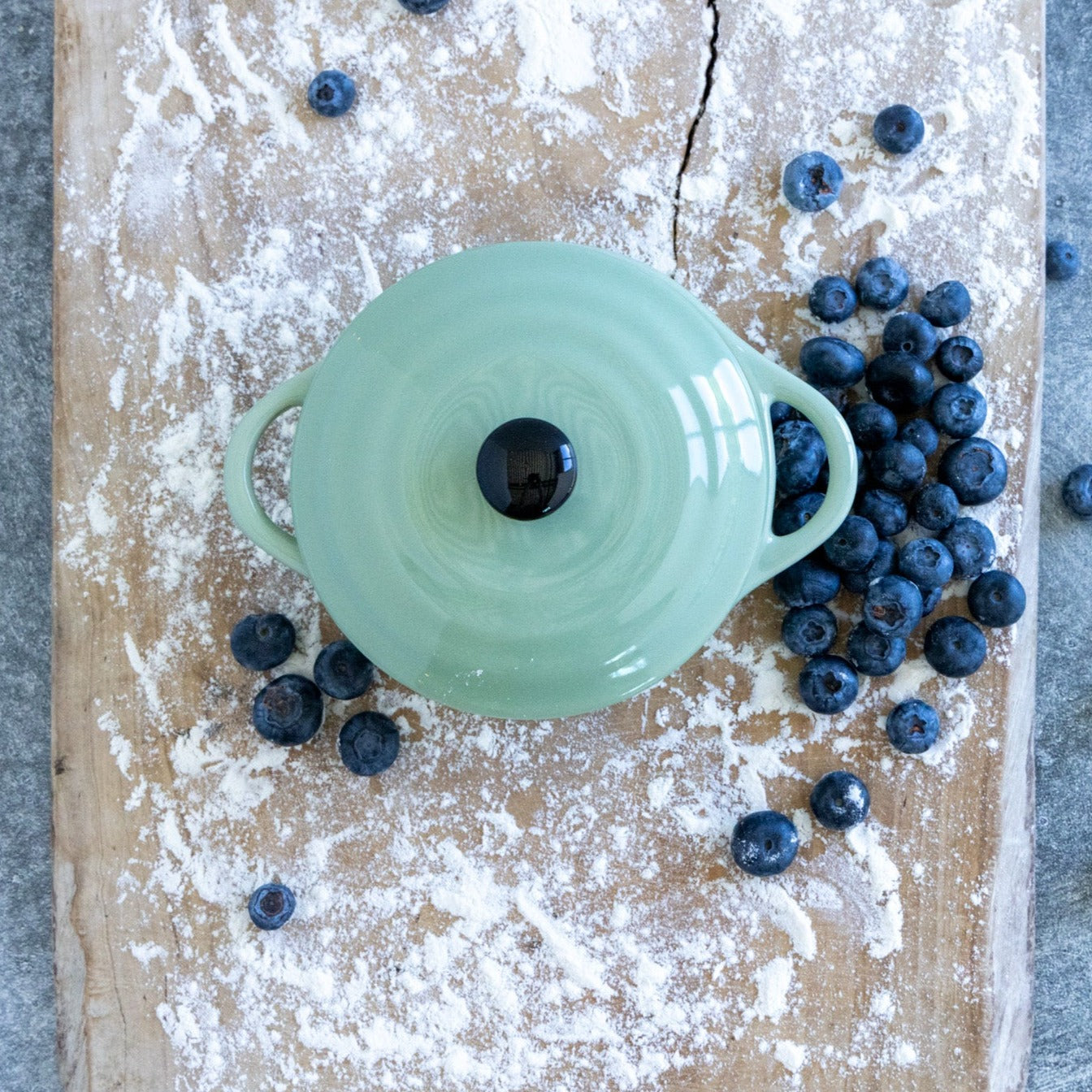 Stoneware Mini Baker with Lid