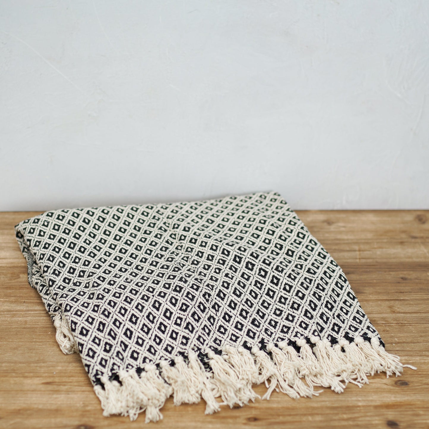 Cotton Diamond Throw with Tassels