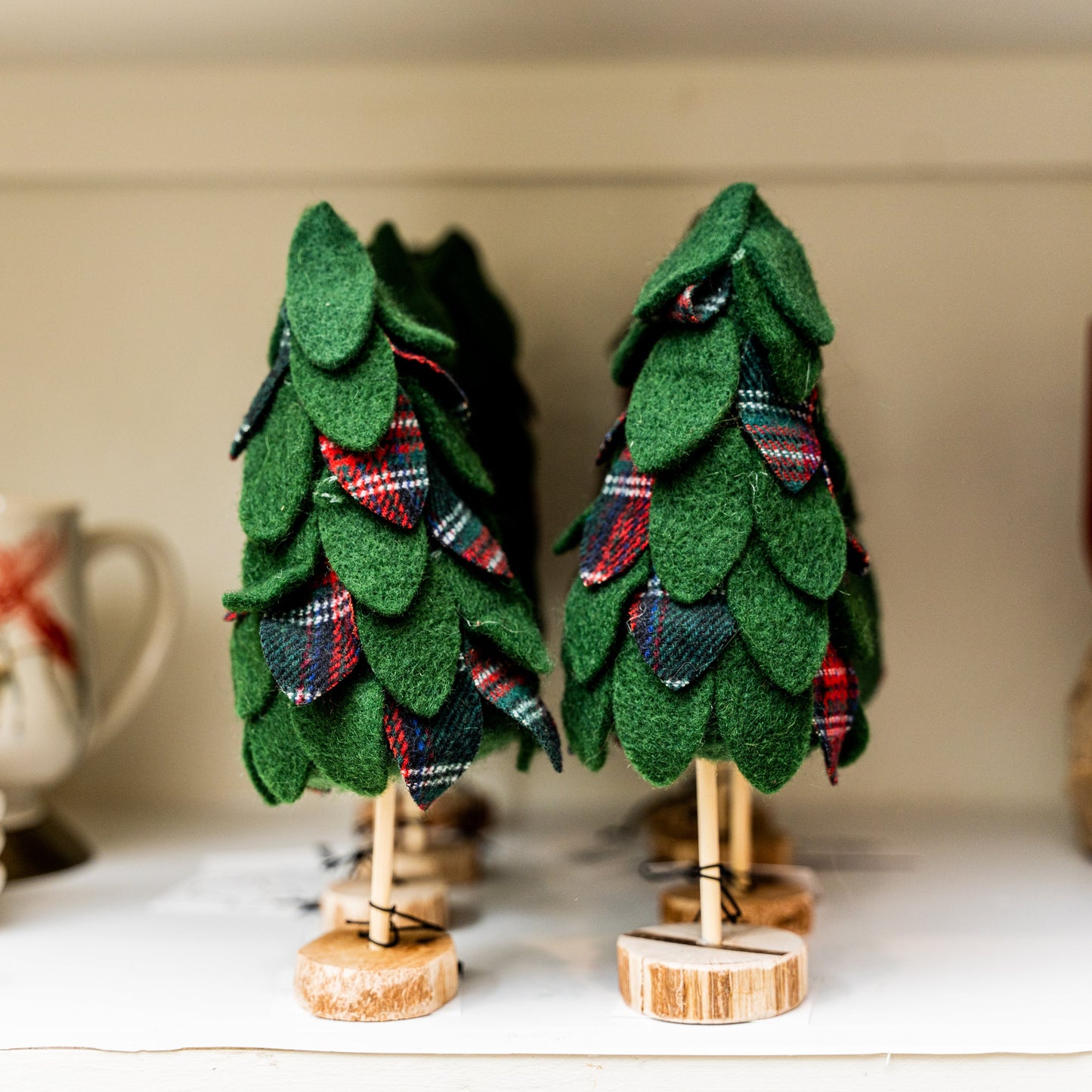 8.5" Felt Tree with Plaid Leaves and Wood Slice Base