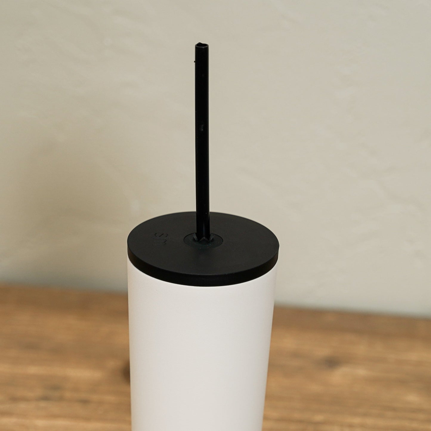 Insulated Tumbler with Straw