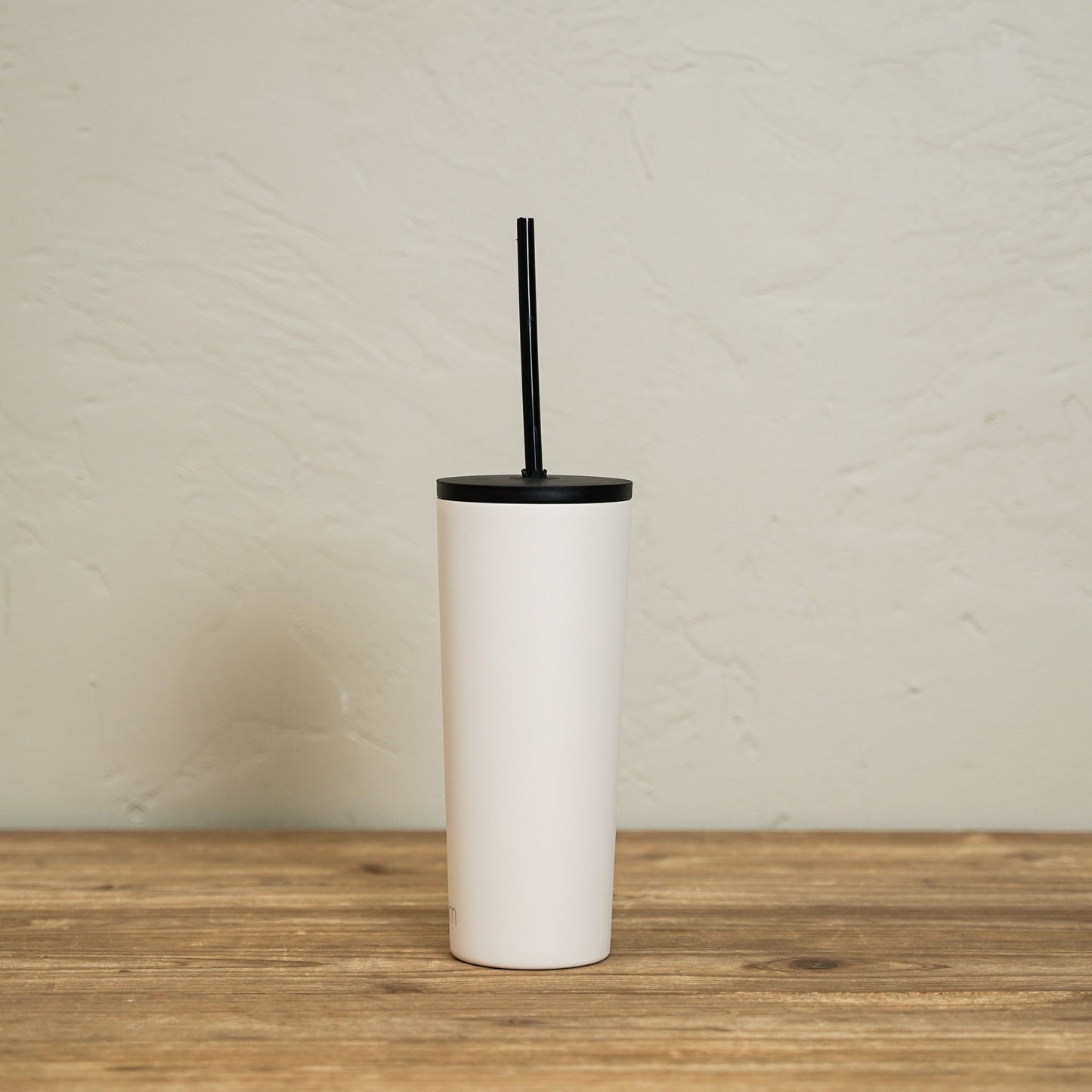 Insulated Tumbler with Straw