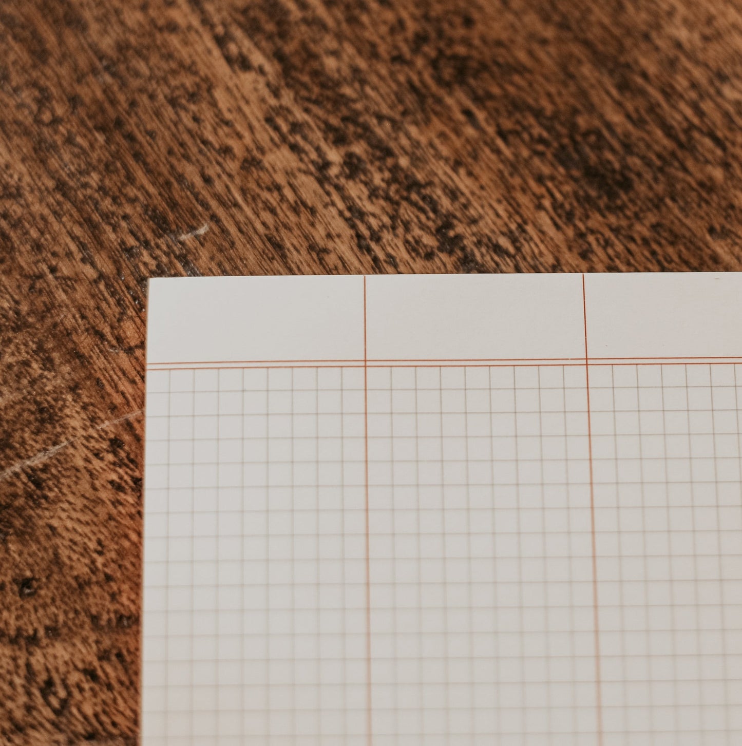 Retro Grid Notepad